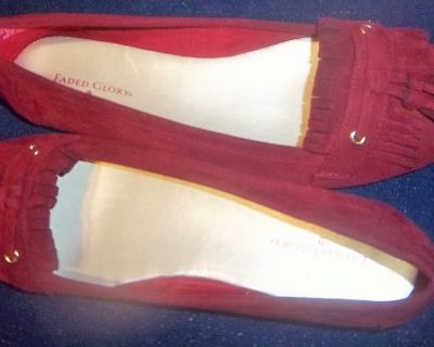 Faded Glory Burgundy women's shoes size 9 (new)