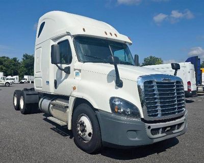 2018 Freightliner Cascadia125