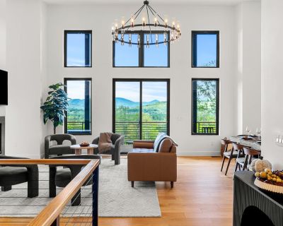 5 Bedroom 3BA 3400 ft Apartment For Rent in Campton, NH