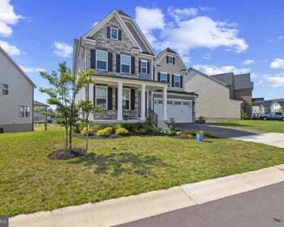 5 Bedroom 5BA 5017 ft Furnished Apartment For Rent in Scaggsville, MD