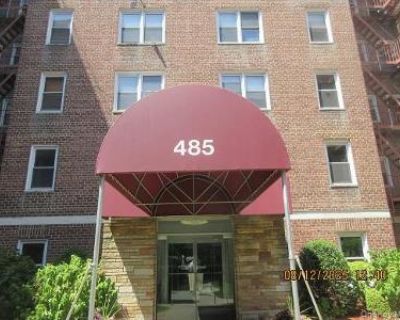 1 Bath Foreclosure Property in Yonkers, NY 10704 - Bronx River Rd Apt B15