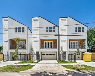 2420 Briley St. Welcome Home to Urban Luxury Living! This Stunning Tri-level offers a modern oasis in the heart of Houston, just moments from downtown. Adorned with lavish finishes, this residence defines contemporary elegance. Convenience is paramount with this property's proximity to Downtown Houston, ensuring quick access to cultural hotspots, dining, and entertainment. This masterpiece at 2...