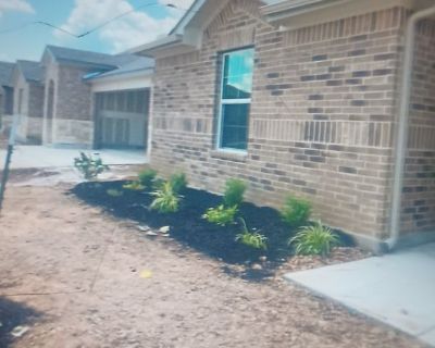 Dave (Has a House) on iROOMit. Room in the 3 Bedroom 2BA House For Rent...