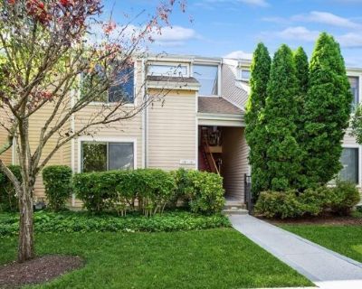 Deer Run, Chappaqua, Condo For Sale