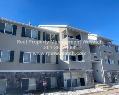 3 Bedroom 2BA 1005 ft Furnished Pet-Friendly Apartment For Rent in Magna, UT