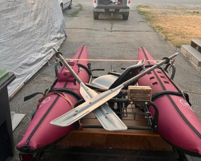 Waterskeeter fishing pontoon boat