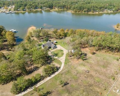 4 Bedroom 3BA 2453 ft Single Family Home For Sale in MANY, LA