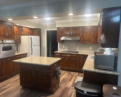 Private room with shared bathroom in a House, Somerset, NJ 08873