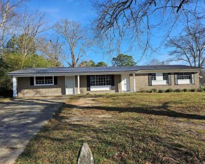 8984 Westwood Dr Meridian, MS. image_url. Pet friendly Property Amenities pet friendly cats allowed dogs allowed. Pets allowed. 4 Bedroom. 2 Bathroom. 1800 ft