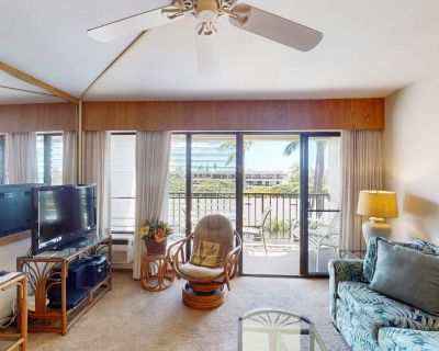 1 Bedroom 1BA Condo Vacation Rental in Kihei Akahi C504, Kihei, HI