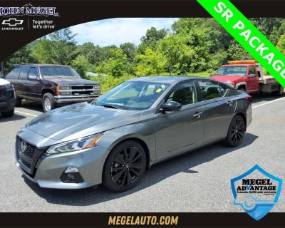 Used 2022 Nissan Altima SR