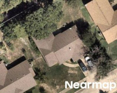 2.0 Bath Preforeclosure Property in Ennis, TX 75119 - Munn Dr