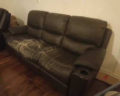 Free reclining couch