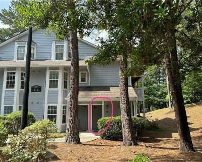 3 Bedroom 2BA 1587 ft Apartment For Rent in Marietta, GA