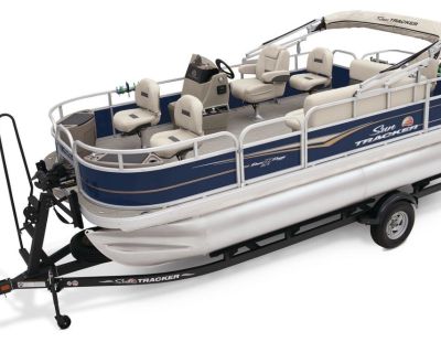 Sun Tracker Bass Buggy 18 DLX 2025