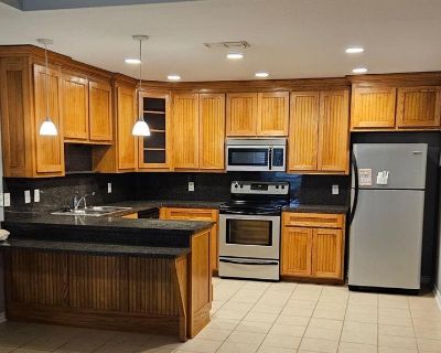 2 Bedroom 1BA 960 ft Single Family House For Rent in Van, TX