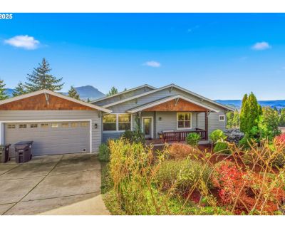 4 Bedroom 3BA 3892 ft Single Family House For Sale in Lowell, OR