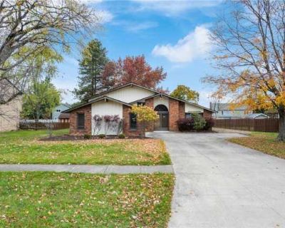 4 Bedroom 3BA 2014 ft Apartment For Rent in Strongsville, OH