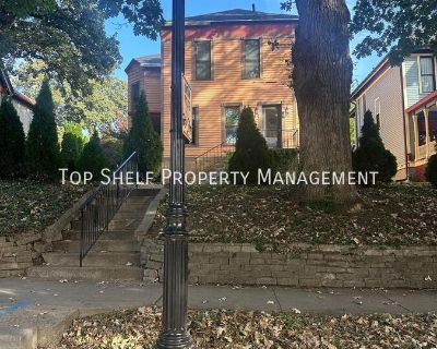 1617 Woodland Ave Unit. This one bedroom in Sherman Hill's, is in the lower level of the building. This unit features large walk in shower. Kitchen and living room all one open area. Resident responsible for all utilities. Street parking. The entrance to this door is on the south side of the building. You can schedule a showing and/or fill out application via our website at topshelfiowa.com. Wh...