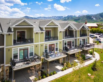 3 Bedroom 4BA 1752 ft Condominium For Sale in PARK CITY, UT