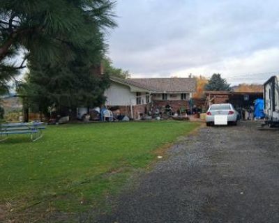 4 Bed 2.8 Bath Preforeclosure Property in Yakima, WA 98908 - Summitview Ave