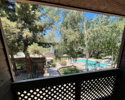 Furnished Room for Rent - PrivateRoom w/ Private Bath, Walk-in Closet, Pool