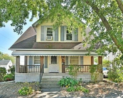 3 Bedroom 1.5BA House For Sale in Warren, OH