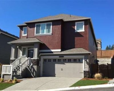 5 Bedroom 2.5BA 3008 ft Pet-Friendly Apartment For Rent in Maple Valley, WA