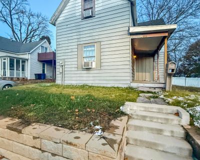 3 Bedroom 1BA 1844 ft Single Family House For Sale in Boonville, IN