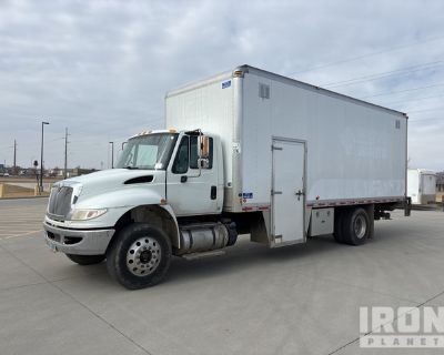 2017 International 4300 4x2 Van Truck
