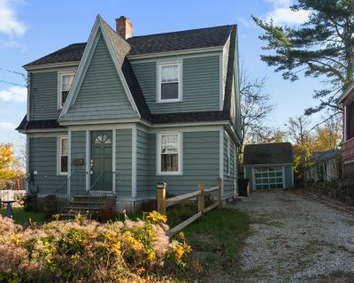 3 Bedroom 1BA 1176 ft Single Family House For Sale in New London, CT