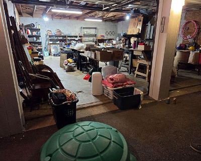 Garage Sale/Yard Sale