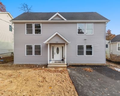 4 Bedroom 4BA Apartment For Rent in Parsippany-Troy Hills Twp., NJ