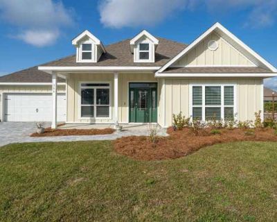 5 Bedroom 3BA 2997 ft Pet-Friendly Apartment For Rent in Bay County, FL