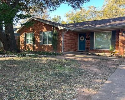 4 Bedroom 2BA 2089 ft Single Family House For Rent in Abilene, TX