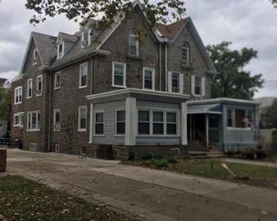 6 Bedroom 4BA 2916 ft House For Rent in Philadelphia, PA