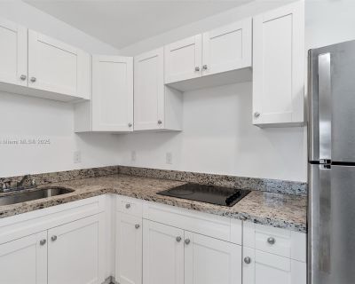 1 Bedroom 1BA 500 ft Apartment For Rent in Opa Locka, FL