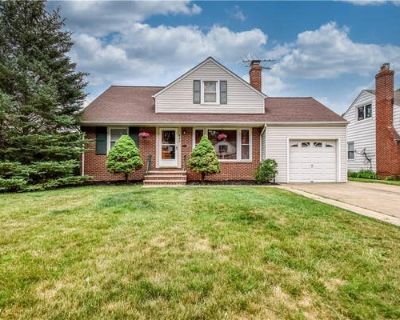 4 Bedroom 2BA 2515 ft Single Family Home For Sale in EUCLID, OH