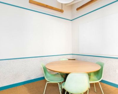 Private Meeting Room for 4 at WeWork