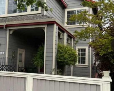 4 Bedroom 2.5BA 0 ft Apartment For Rent in Larkspur, CA