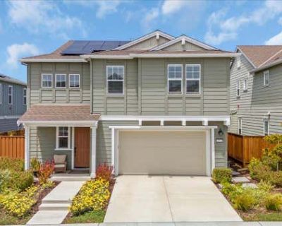 3 Bedroom 4BA 2315 ft Single Family Home For Sale in MARINA, CA