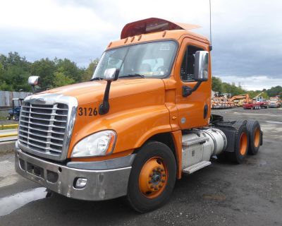 Used 2016 FREIGHTLINER CASCADIA 125 Day Cab Trucks in Sparrowbush, NY