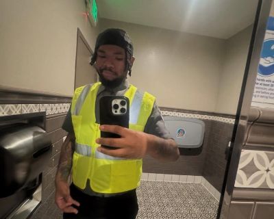 Male Seeking Room in Los Angeles