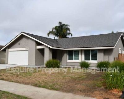 3 Bedroom 2BA 1496 ft Pet-Friendly Apartment For Rent in Oxnard, CA