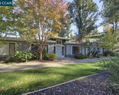 2 Bedroom 1BA 1081 ft Condo For Sale in WALNUT CREEK, CA