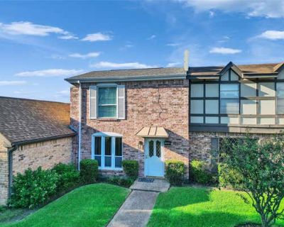 3 Bedroom 3BA 2142 ft Condo For Sale in BAYTOWN, TX