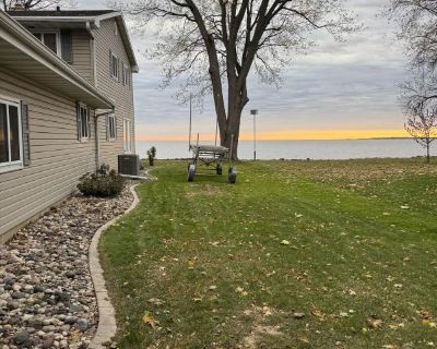 Come see Peacock Estate Services on the Lake