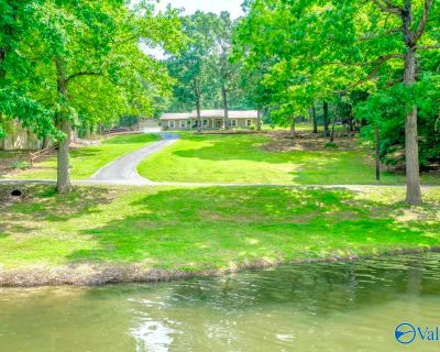 3 Bedroom 2BA 1581 ft Single Family House For Sale in Cedar Bluff, AL