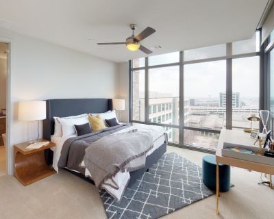 1 Bedroom 1BA 801 ft Pet-Friendly Condo For Rent in Plano, TX