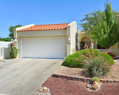 2 Bedroom 2BA 1816 ft Single Family House For Sale in Albuquerque, NM